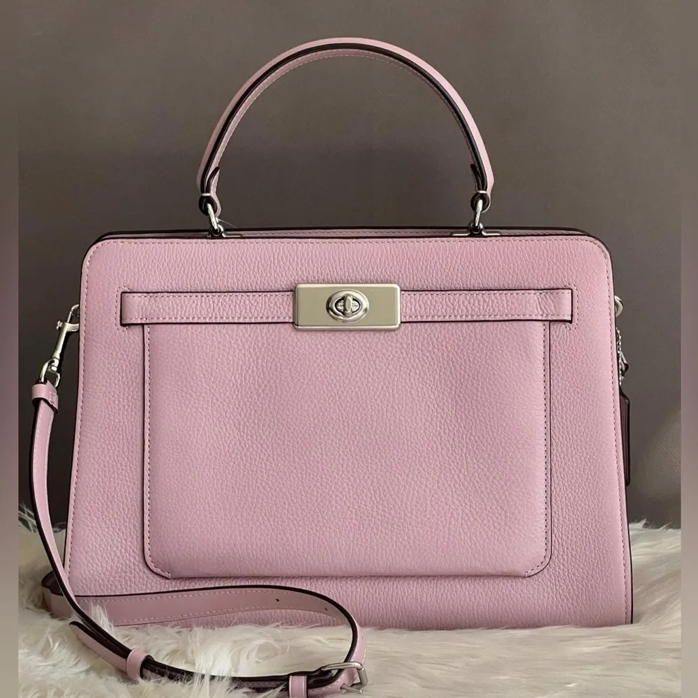 C8209 - Coach Lane Carryall - Picture 1 of 12